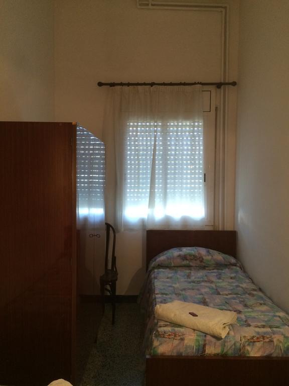 Hostal Terraferma Algerri Eksteriør billede