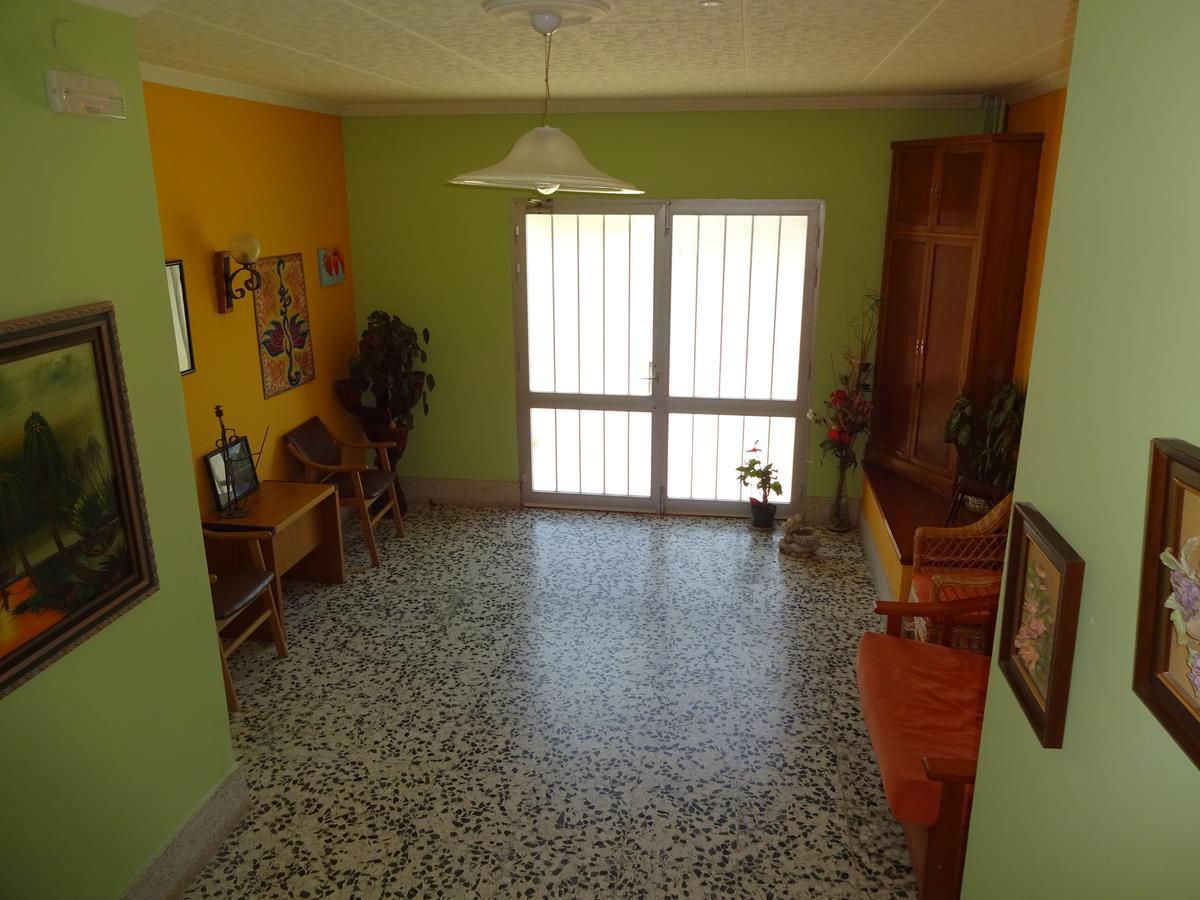 Hostal Terraferma Algerri Eksteriør billede